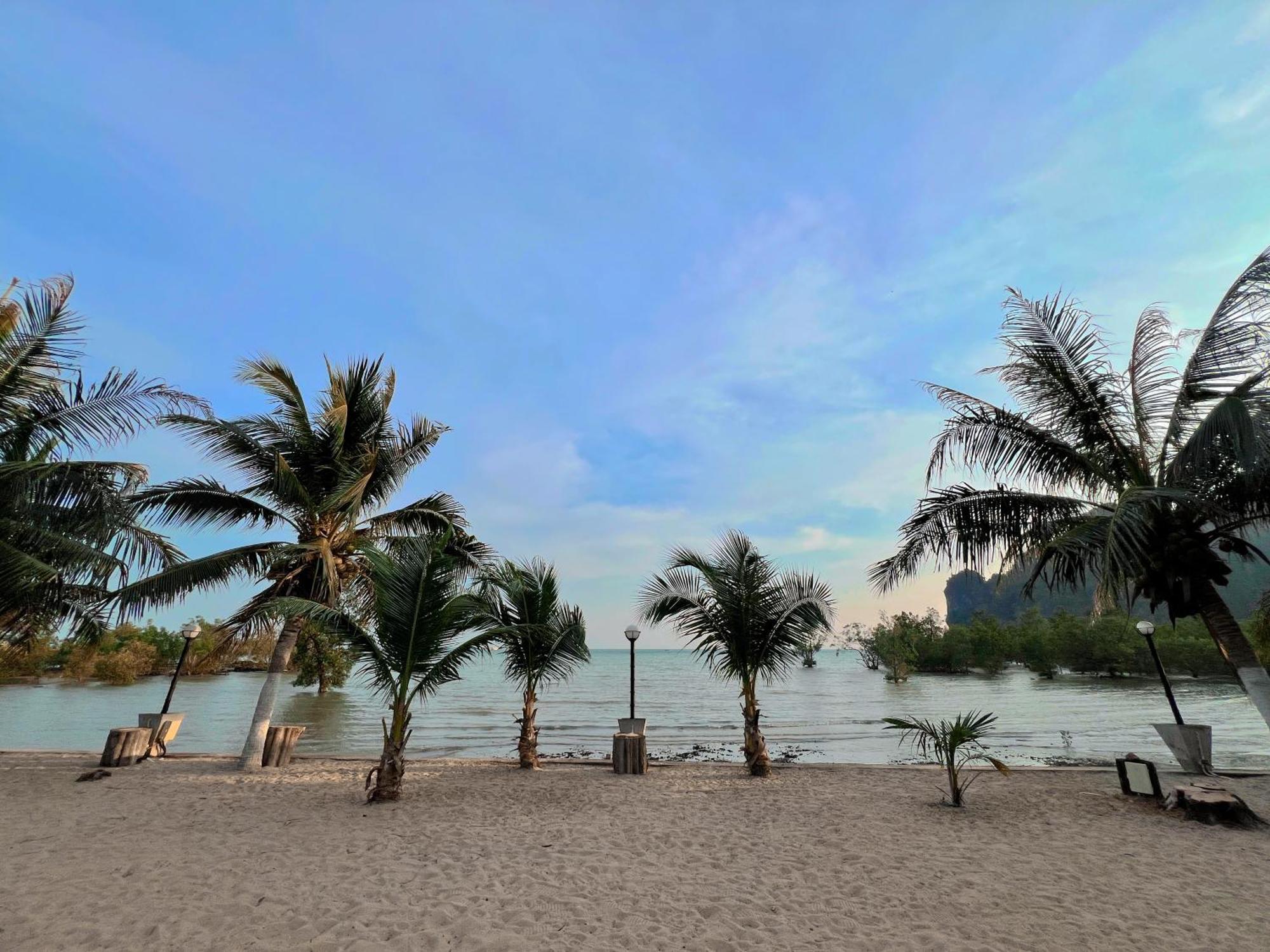 Diamond Beach Resort Ao Nam Mao Екстер'єр фото