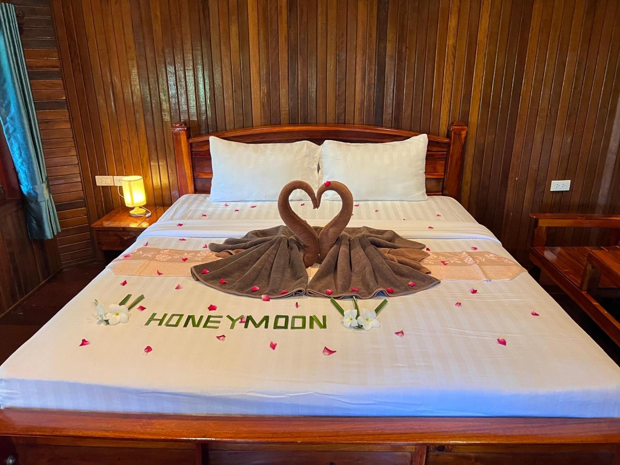 Diamond Beach Resort Ao Nam Mao Екстер'єр фото