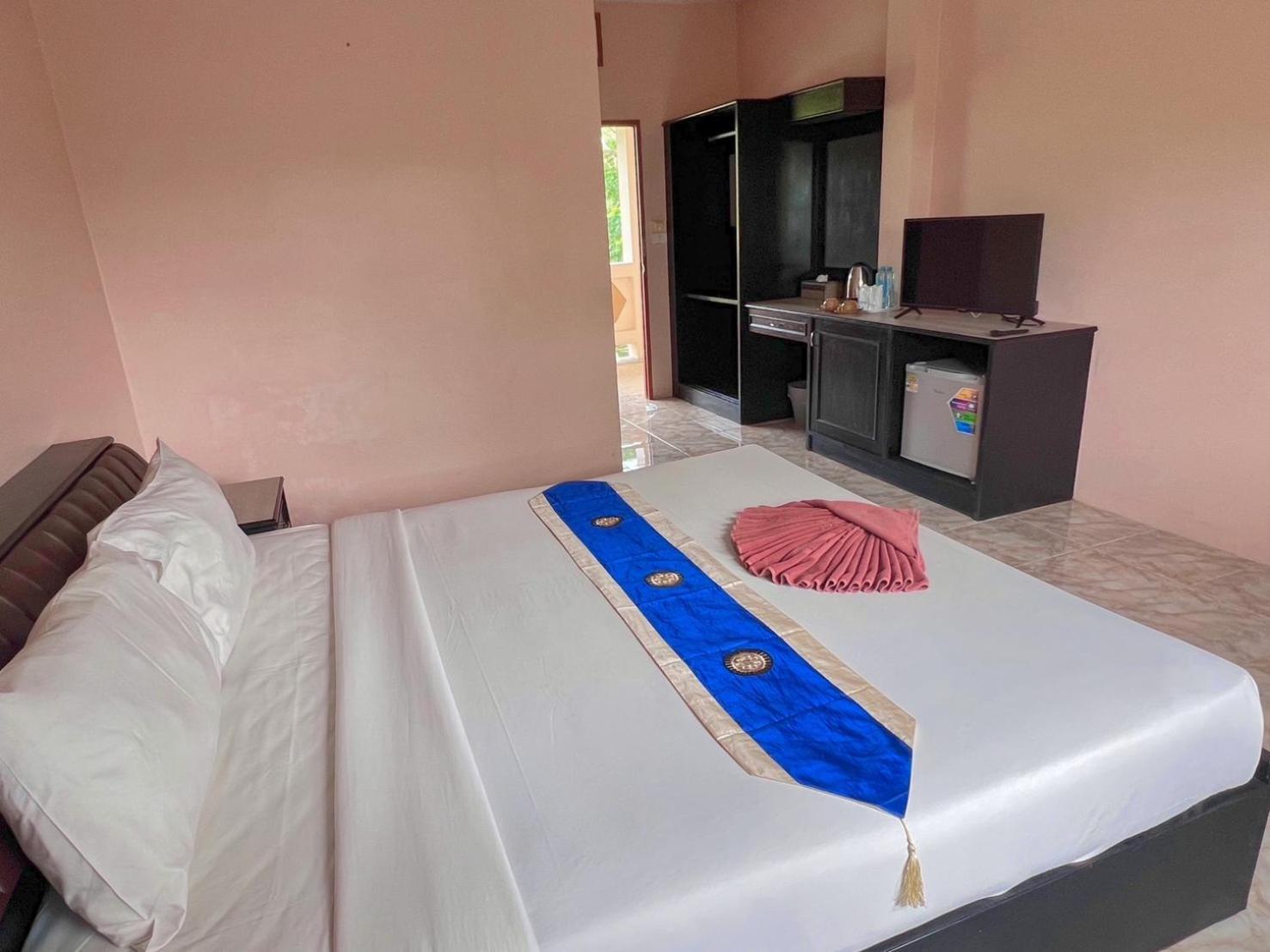 Diamond Beach Resort Ao Nam Mao Екстер'єр фото