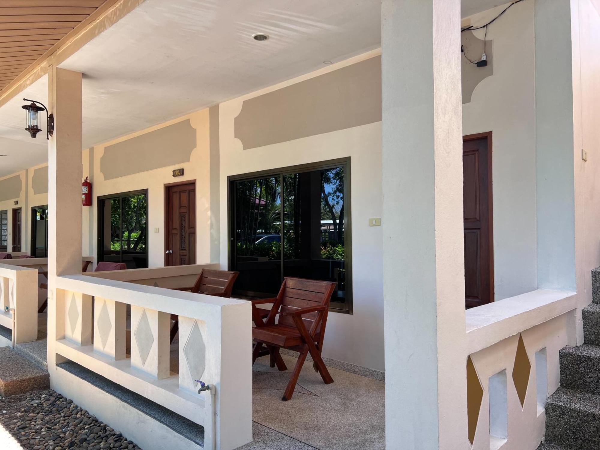 Diamond Beach Resort Ao Nam Mao Екстер'єр фото